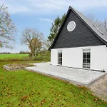 Comfortably In Scenic Surroundings Ellerup