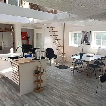 Comfortably In Scenic Surroundings Ellerup