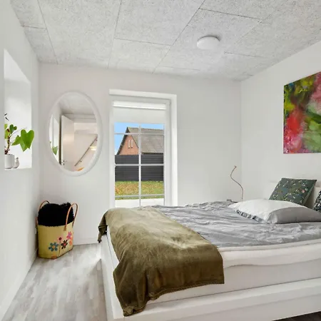 Comfortably In Scenic Surroundings Feriehus