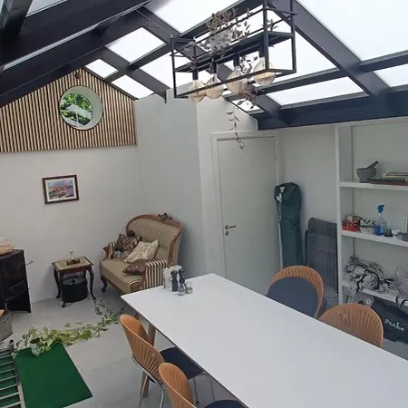 Vakantiehuis Heerlijk Midden In De