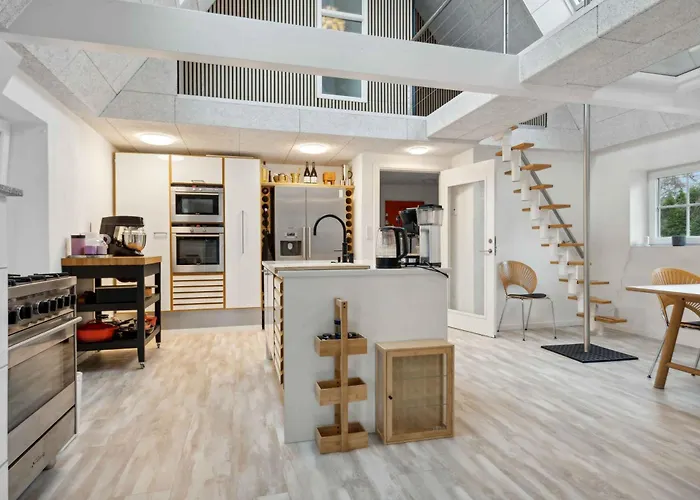 Comfortably In Scenic Surroundings * Ellerup