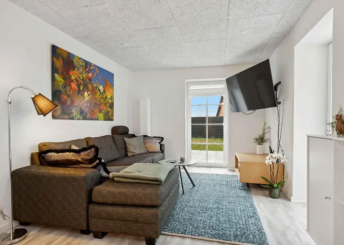 Comfortably In Scenic Surroundings Ellerup