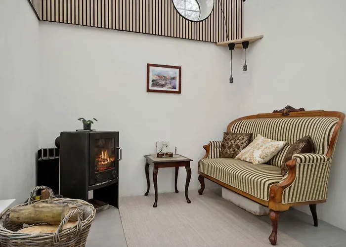 Comfortably In Scenic Surroundings Дом отдыха *